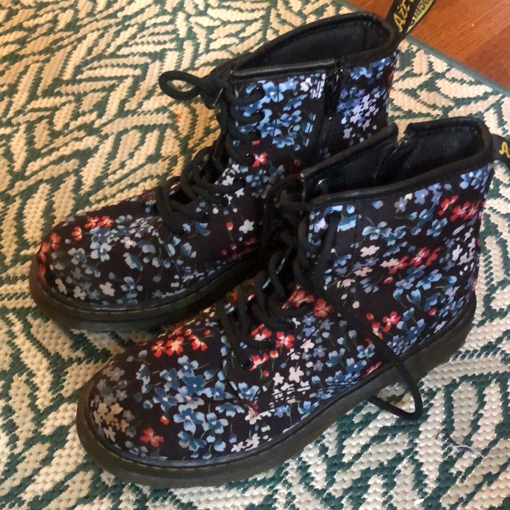 Blue floral Dr. Martens